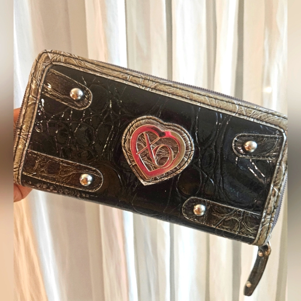 XOXO Wallet
